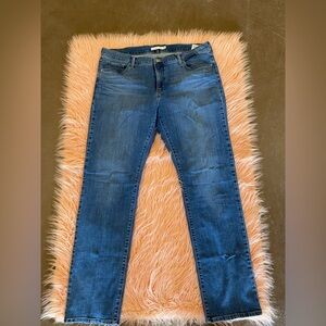 Levi's Women's Straight Leg Jeans in Blue